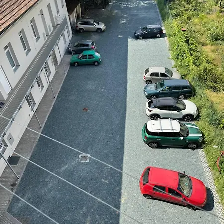 With Parking In The Center - 500m From Hlavni Nadrazi Lägenhet Brno